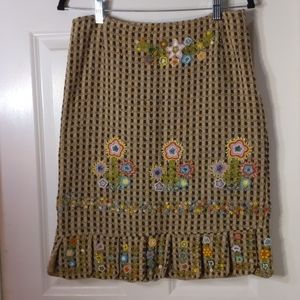 High waisted tweed skirt with beaded embroidery